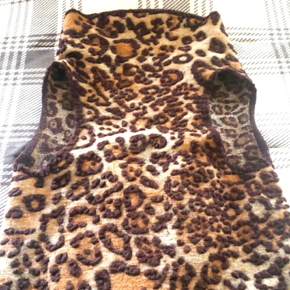 Alice V - Picture 5 of 9